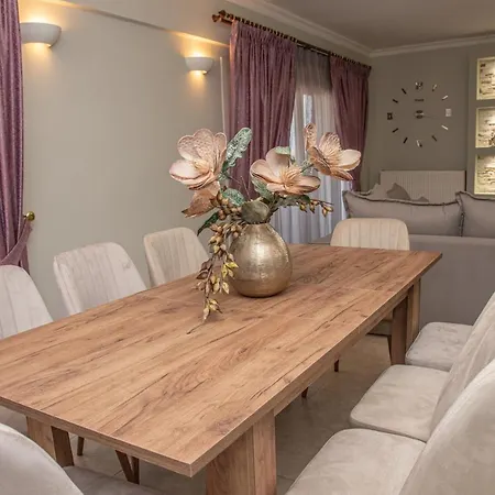 Aristeas House Villa